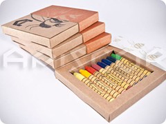 Caja básica con 8 lápices